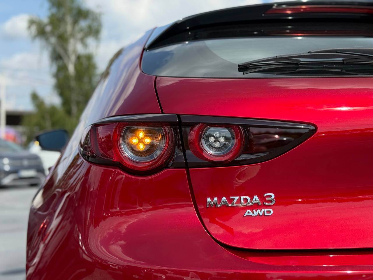 Mazda 3 - фото 16