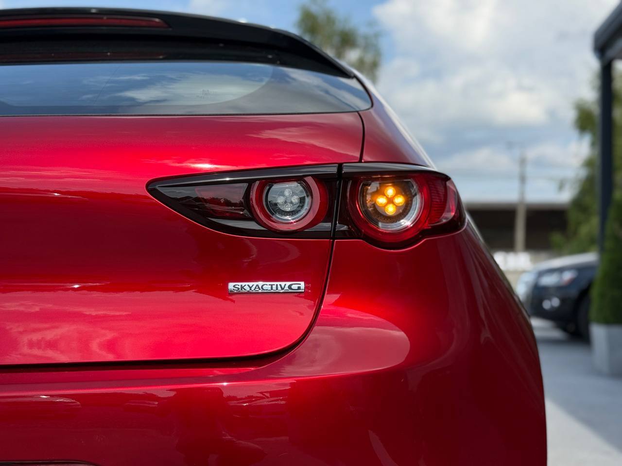 Mazda 3 - фото 14