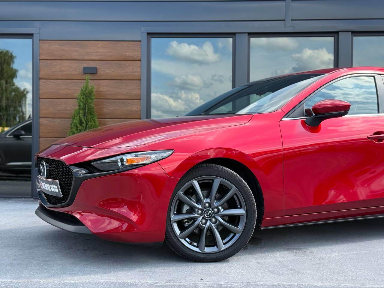 Mazda 3 - фото 5