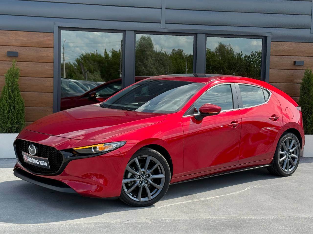 Mazda 3 - фото 6