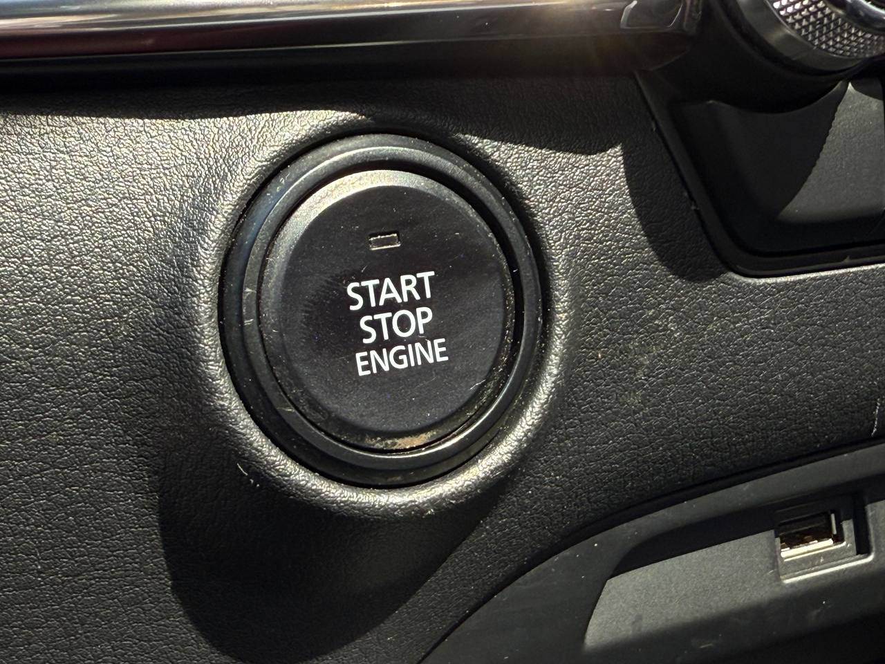 Mazda 3 - фото 42