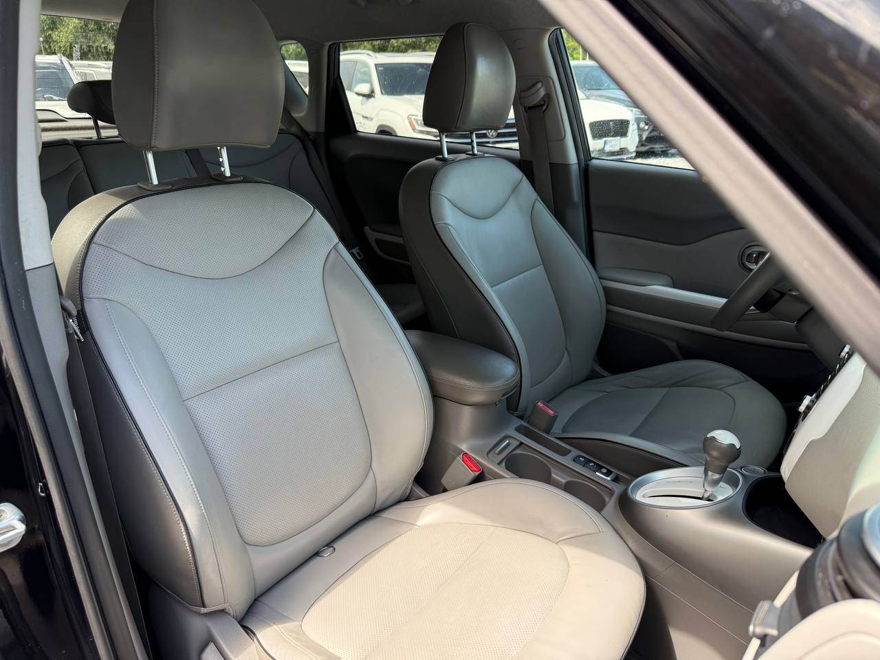 Kia Soul EV - фото 52