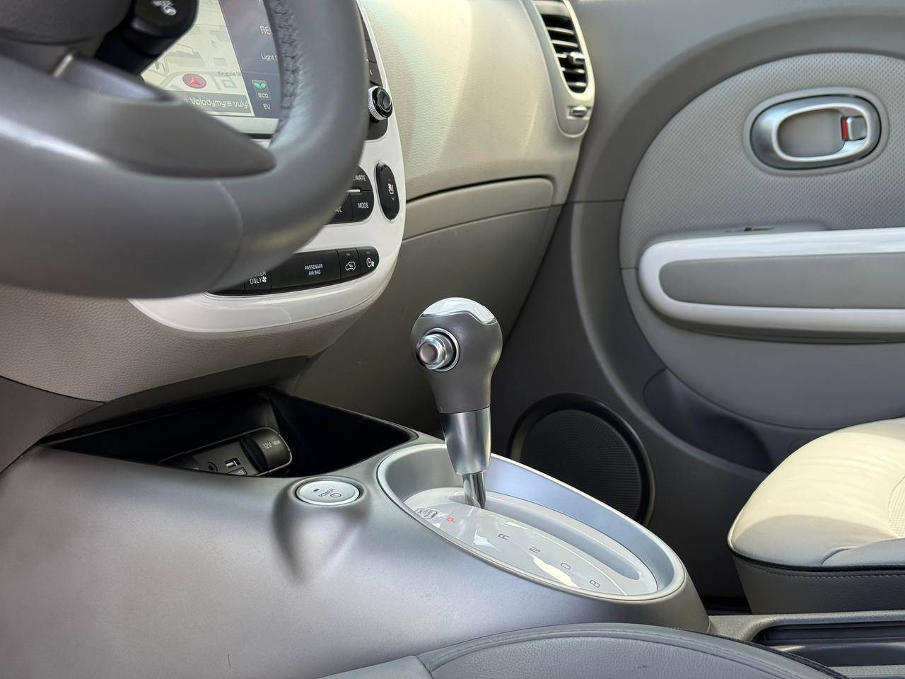 Kia Soul EV - фото 21