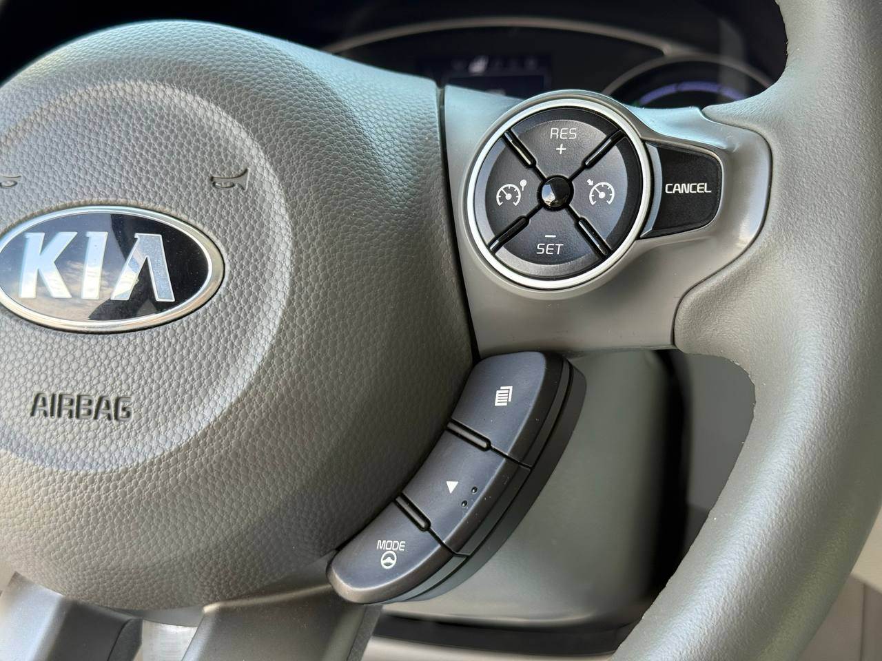 Kia Soul EV - фото 27