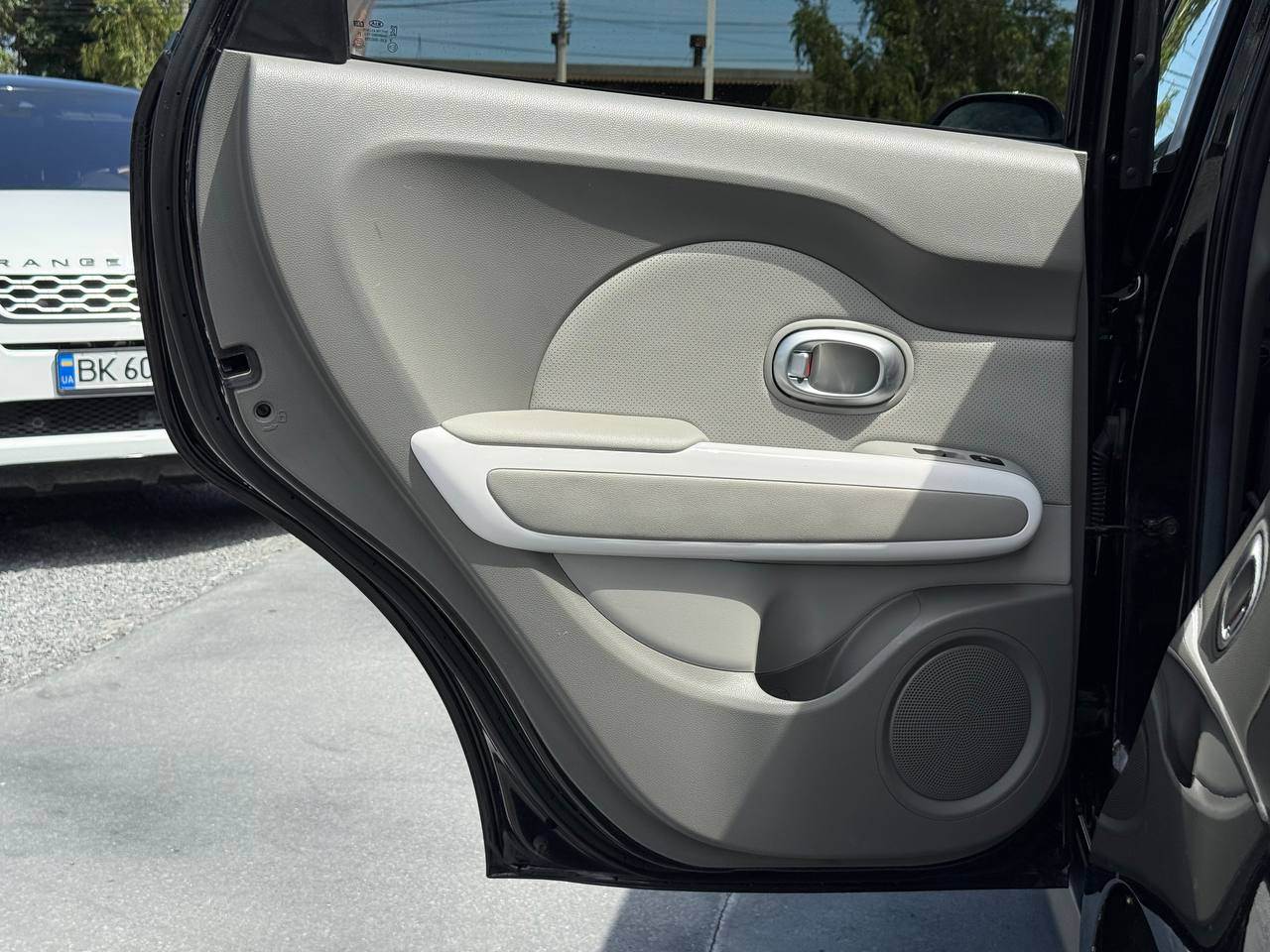 Kia Soul EV - фото 37