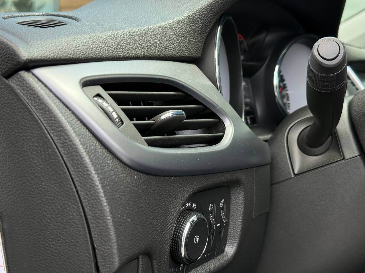 Opel Astra - фото 20