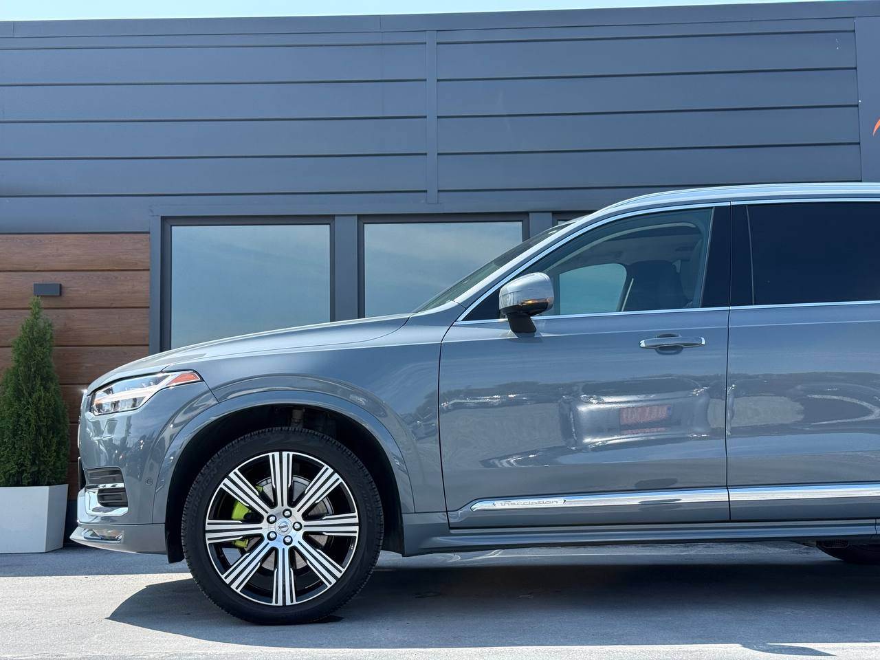 Volvo XC90 - фото 7