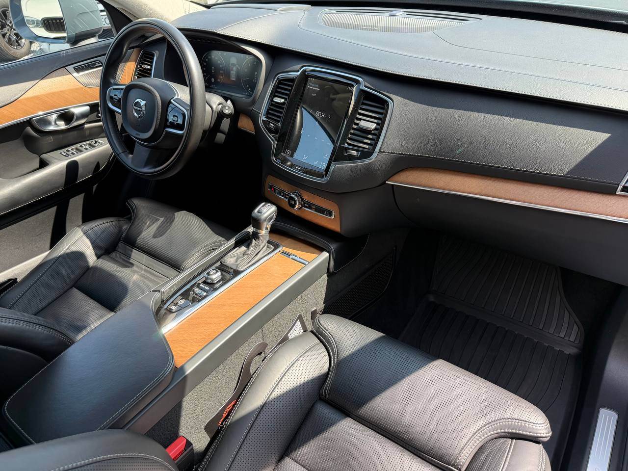 Volvo XC90 - фото 76