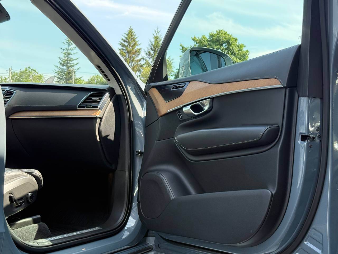 Volvo XC90 - фото 70