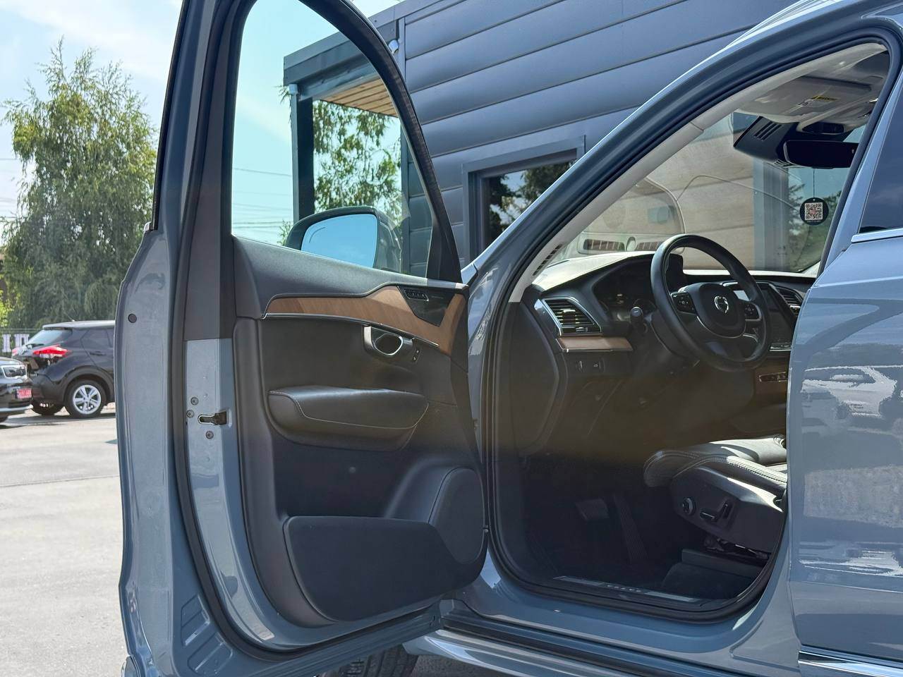 Volvo XC90 - фото 22