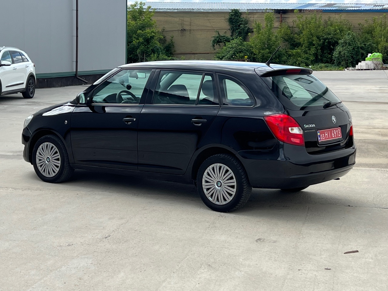 Skoda Fabia - фото 16