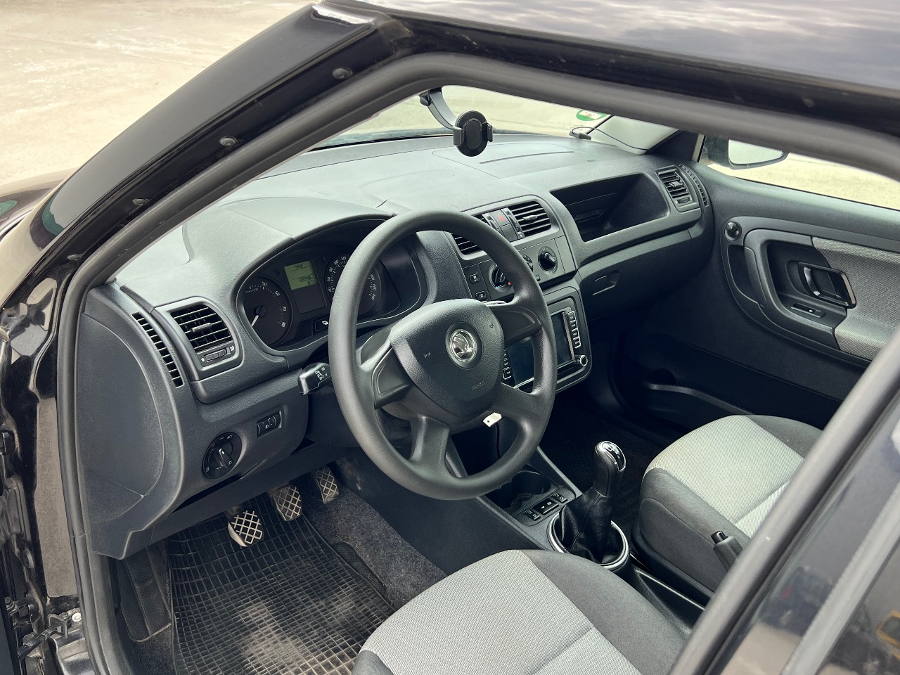 Skoda Fabia - фото 30