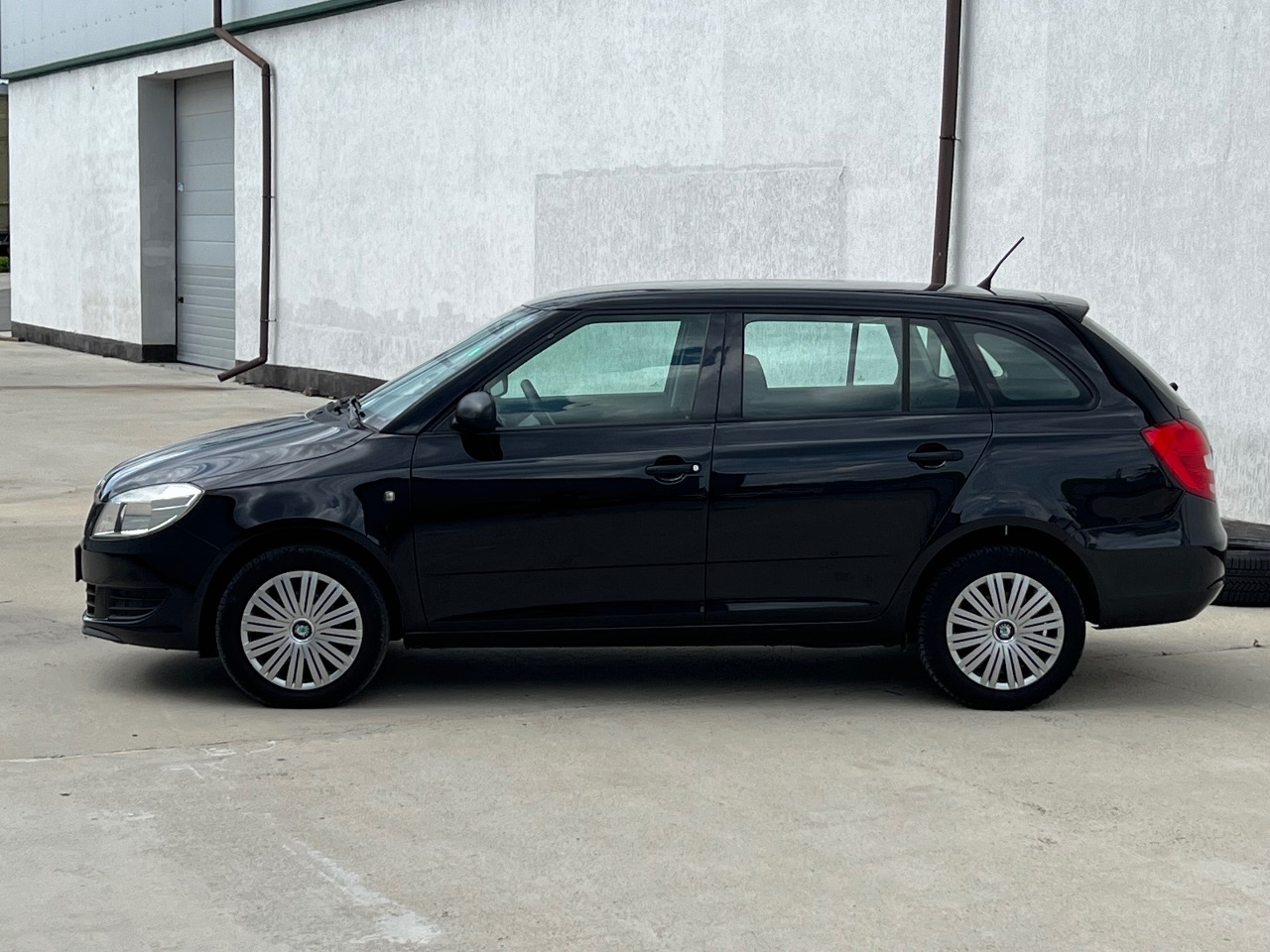 Skoda Fabia - фото 15