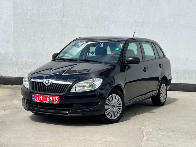 Skoda Fabia - фото 3