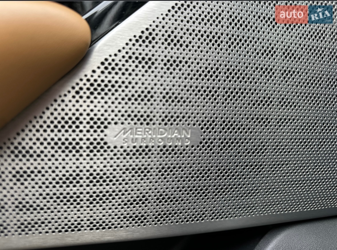 Land Rover Range Rover Velar - фото 3