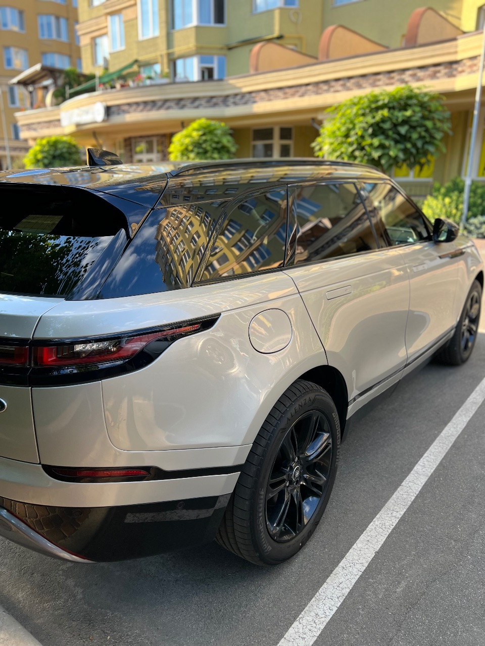 Land Rover Range Rover Velar - фото 35