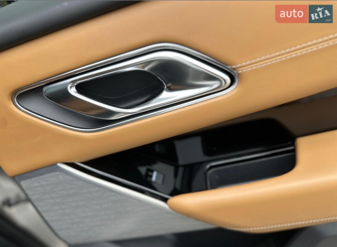 Land Rover Range Rover Velar - фото 12