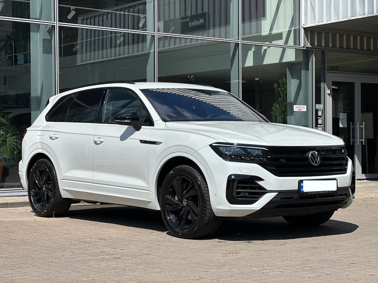 Volkswagen Touareg - фото 7