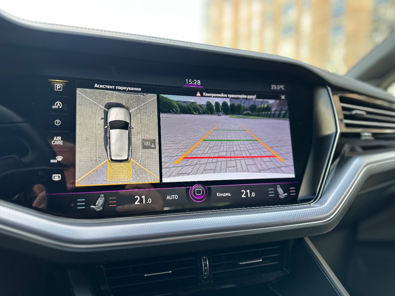 Volkswagen Touareg - фото 25