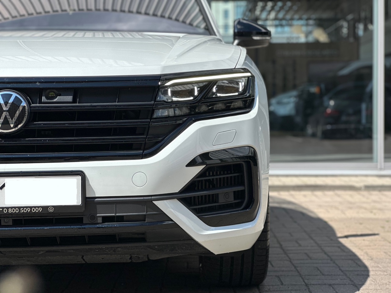 Volkswagen Touareg - фото 4