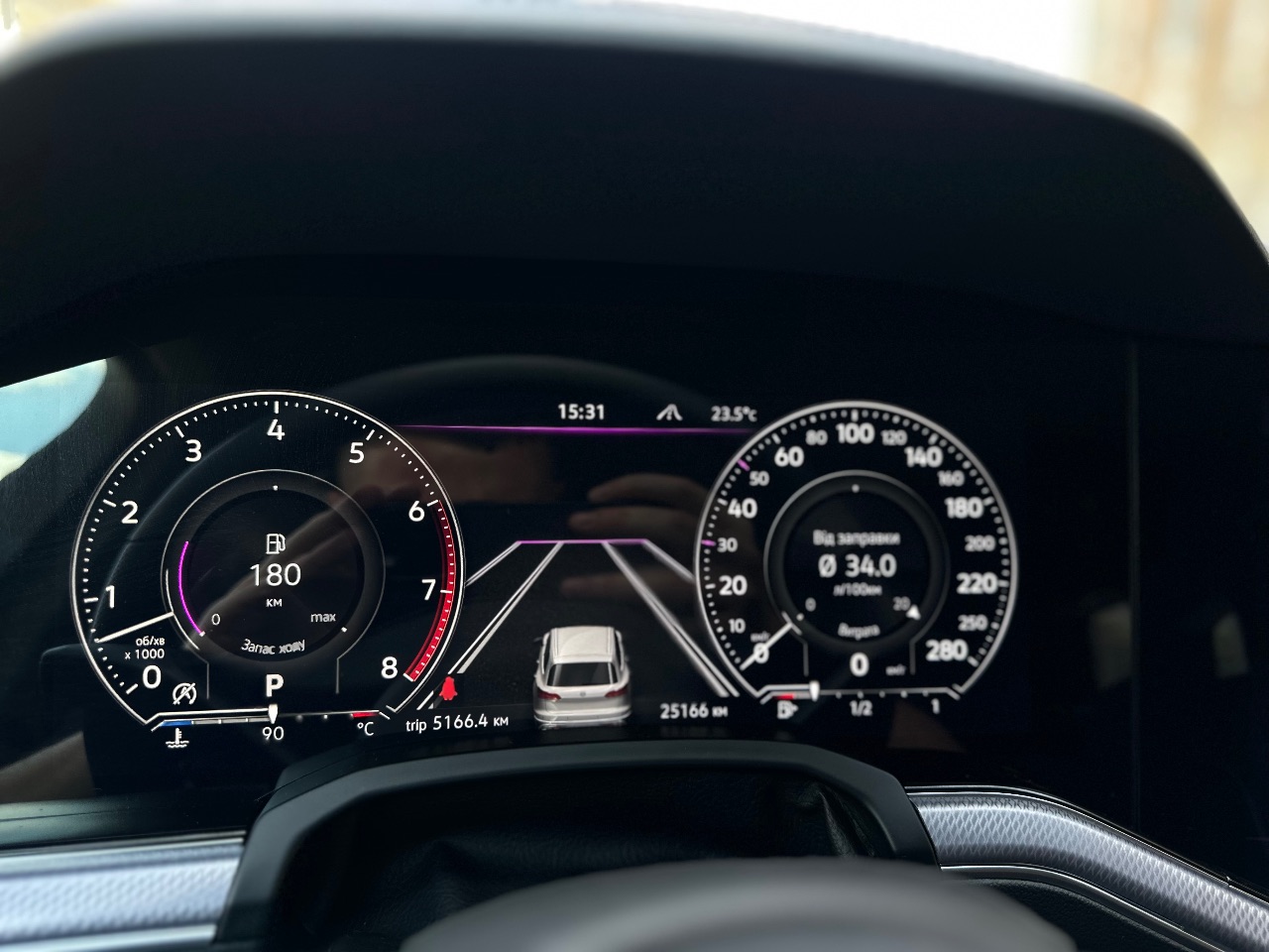 Volkswagen Touareg - фото 31