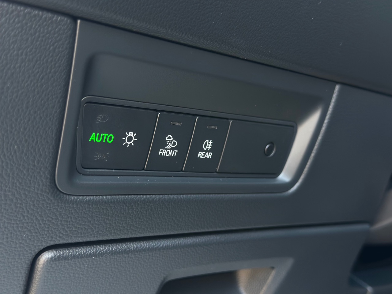 Volkswagen Touareg - фото 32