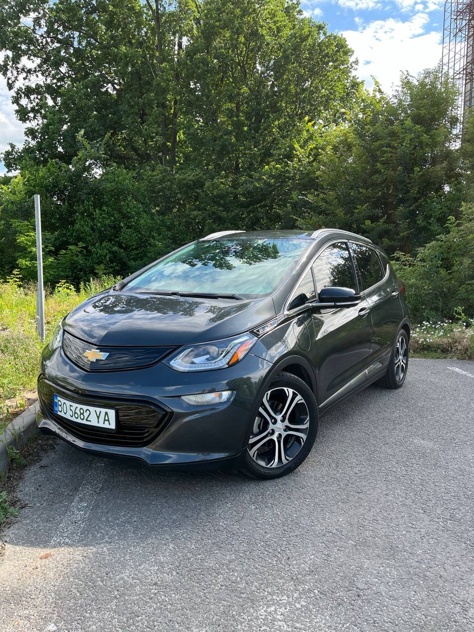 Chevrolet Bolt - фото 1