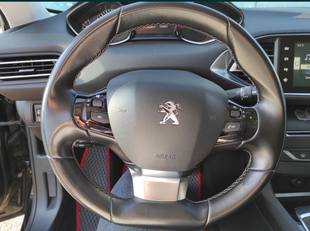 Peugeot 308 - фото 2