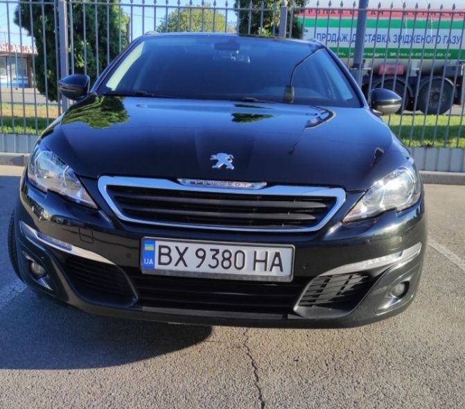 Peugeot 308 - фото 1