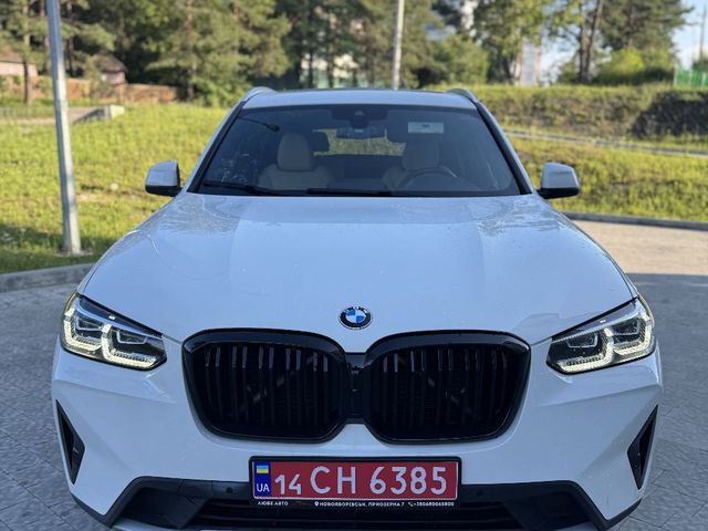 BMW X3 - фото 1