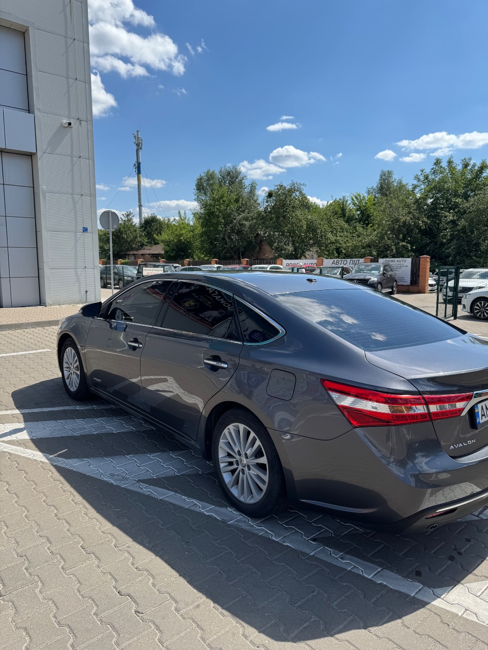 Toyota Avalon - фото 4