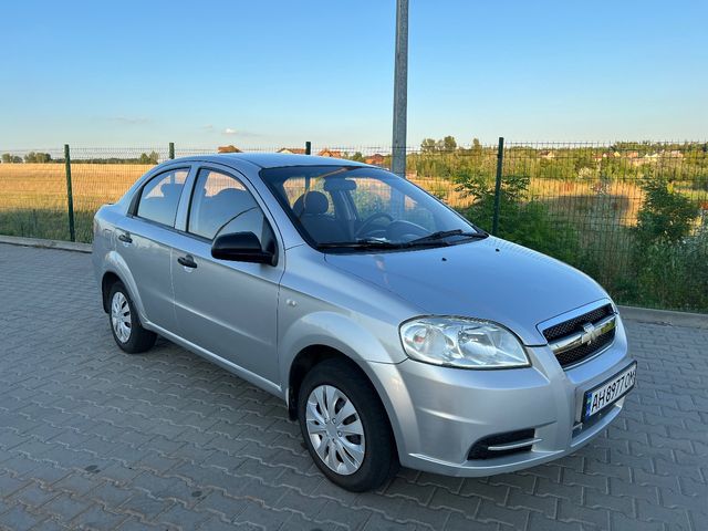 Chevrolet Aveo - зображення 1