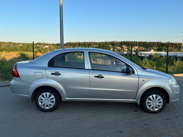 Chevrolet Aveo - зображення 2