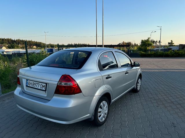 Chevrolet Aveo - зображення 3