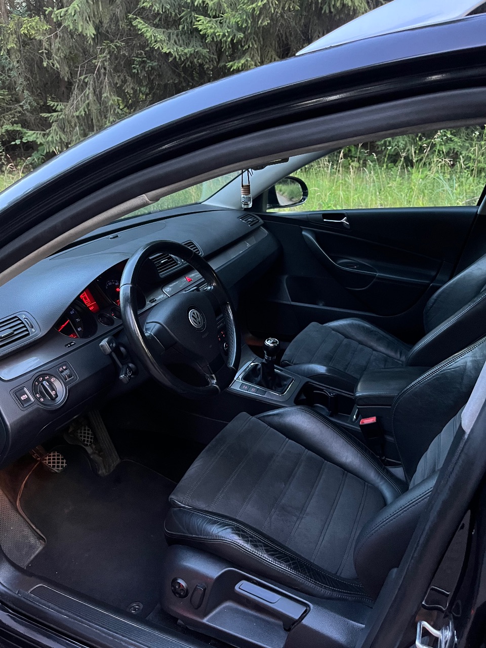 Volkswagen Passat - фото 9