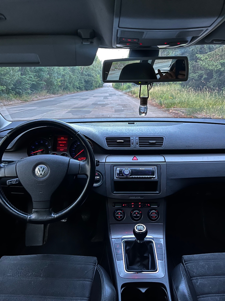 Volkswagen Passat - фото 10