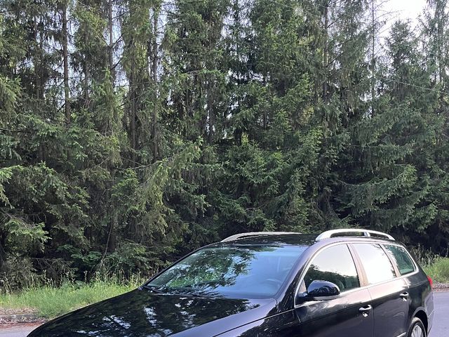 Volkswagen Passat - фото 2