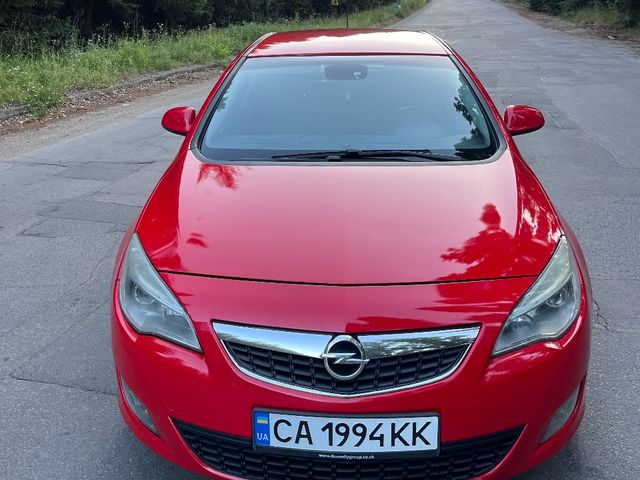 Opel Astra - фото 4