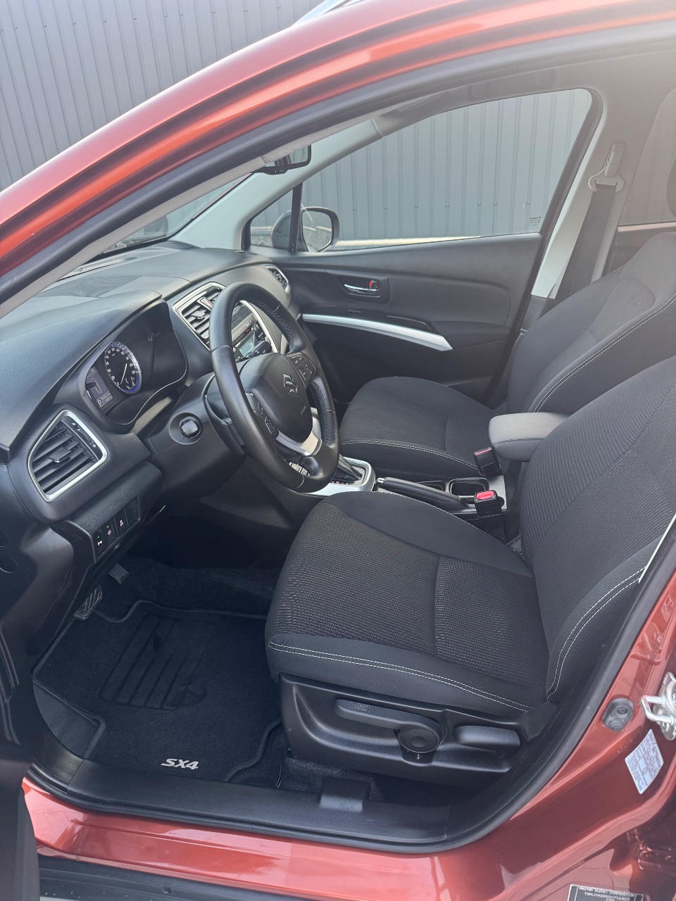 Suzuki SX4 - фото 11