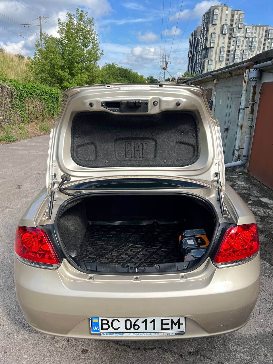 Fiat Linea - фото 10