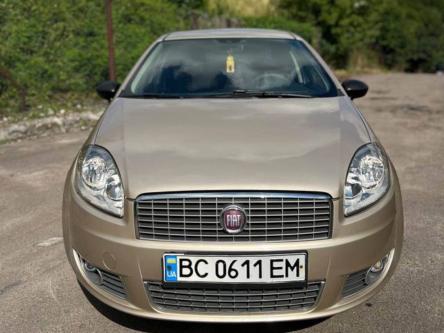 Fiat Linea - фото 5