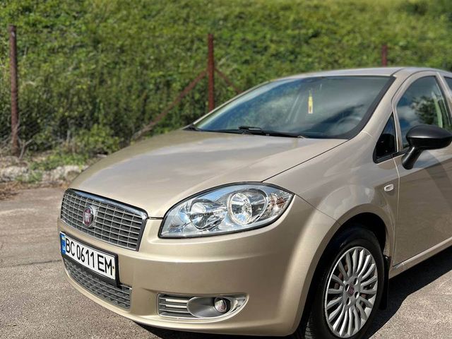 Fiat Linea - фото 4
