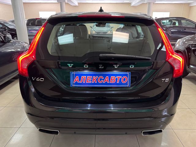 Volvo V60 - фото 3