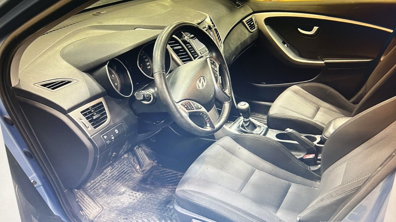 Hyundai i30 - фото 5