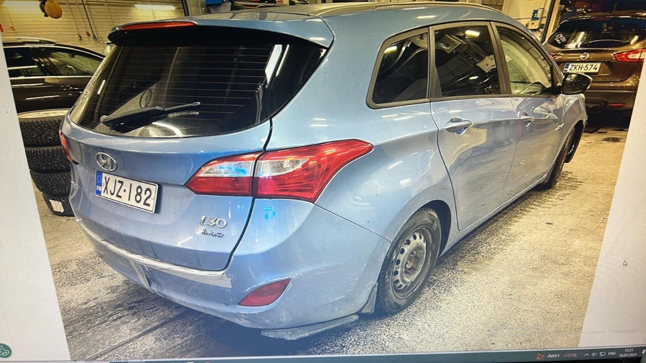 Hyundai i30 - фото 8
