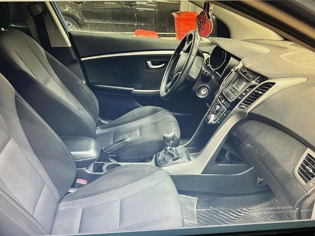 Hyundai i30 - фото 3