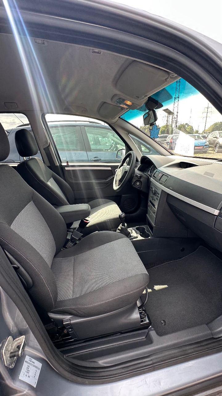 Opel Meriva - фото 15