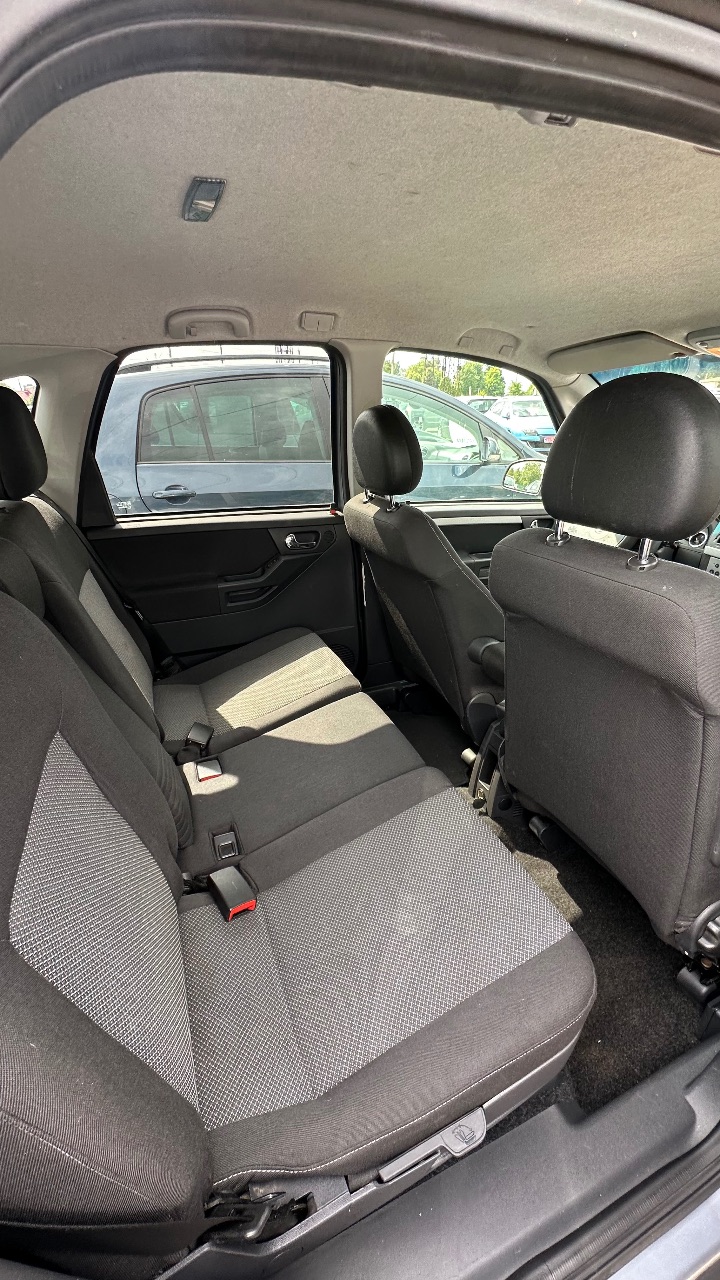 Opel Meriva - фото 12