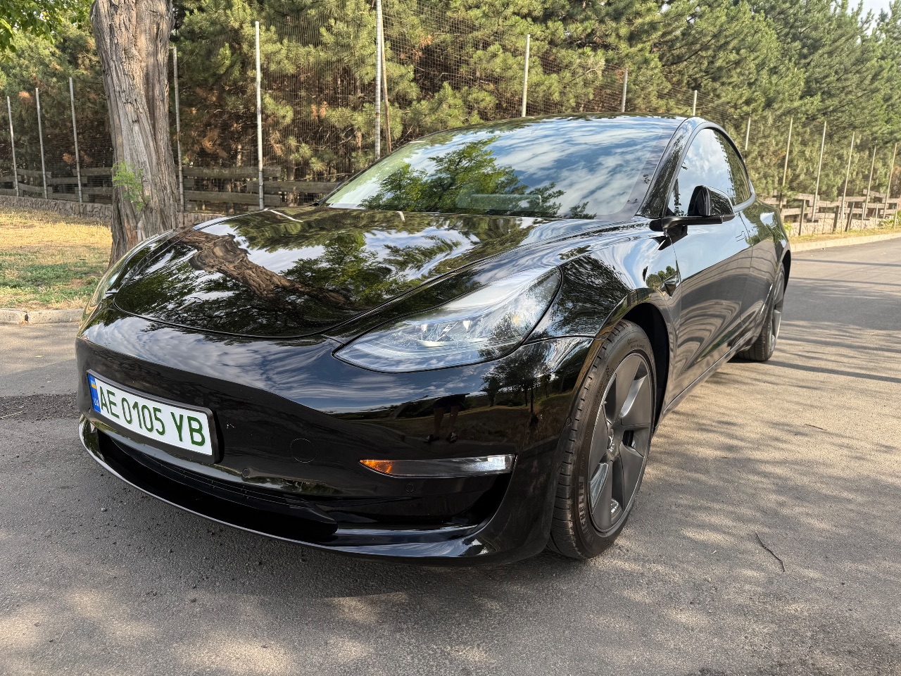 Tesla Model 3 - фото 12