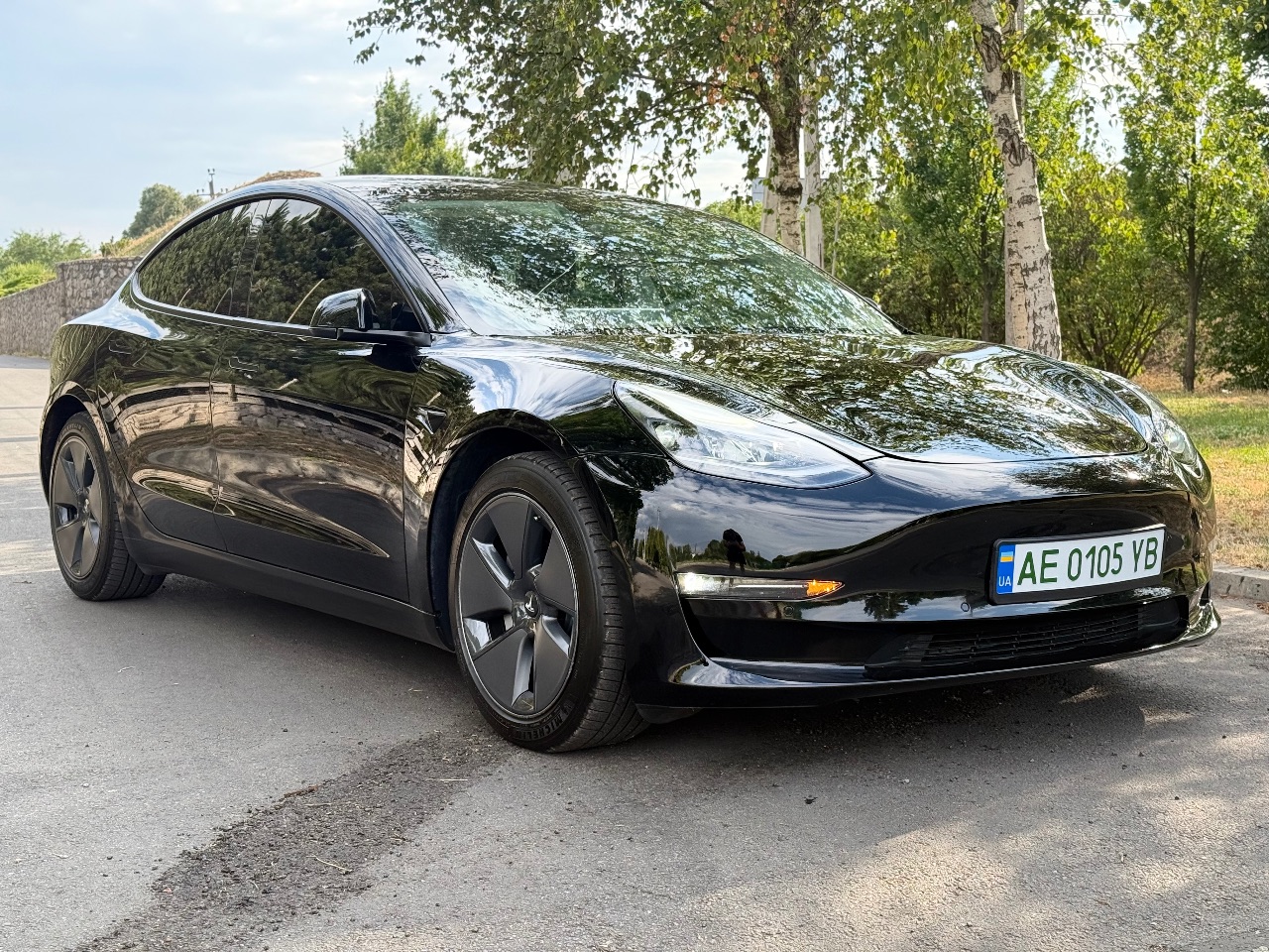 Tesla Model 3 - фото 9